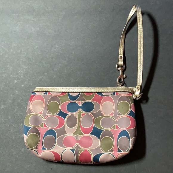 Coach wristlet - Picture 3 of 8